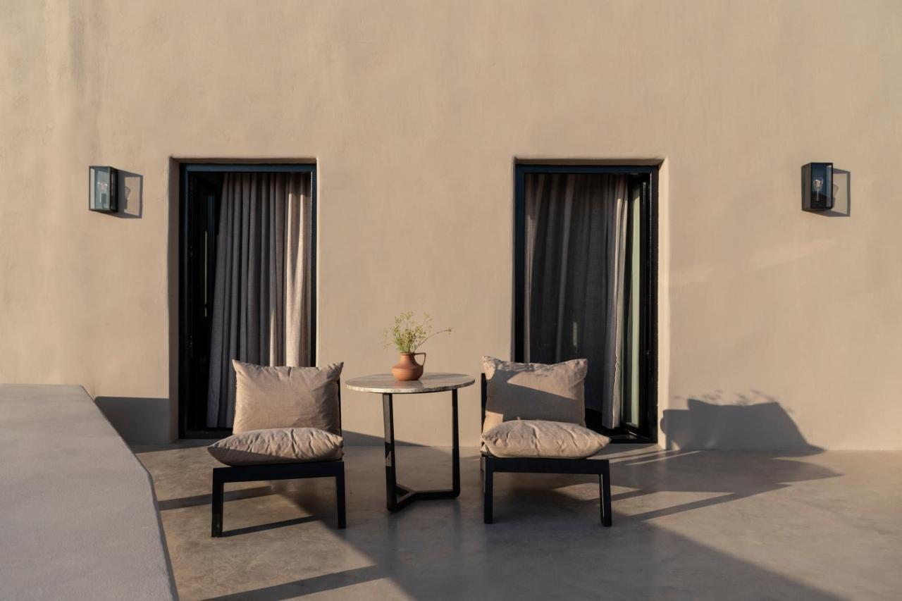 Nimbus Santorini Aparthotel Oía Exterior foto